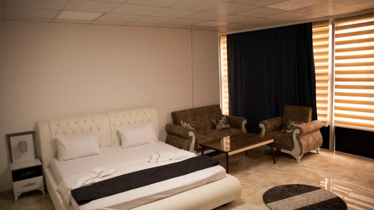 Rio Hotel Prizren Exterior foto