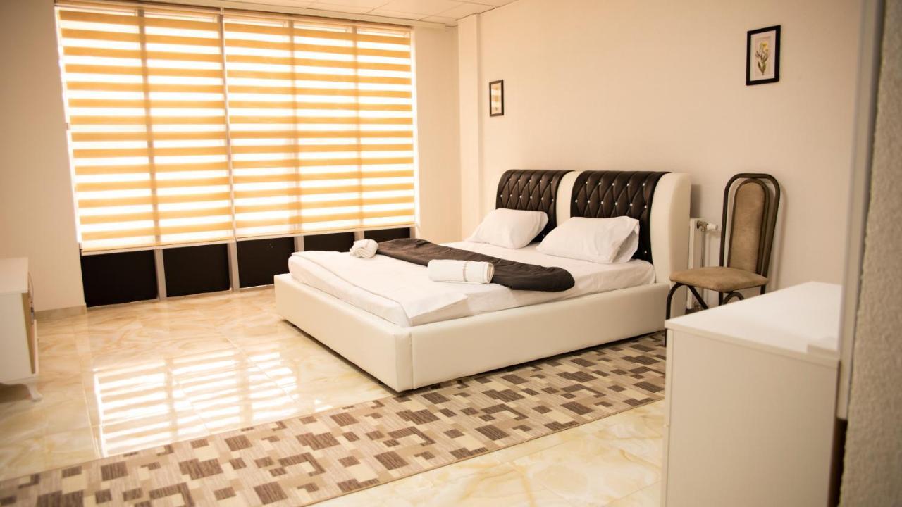 Rio Hotel Prizren Exterior foto